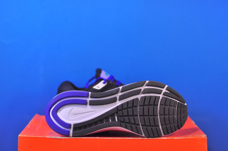 Кросівки Nike Air Zoom Structure 24 DA8570-004 - Зображення 4
