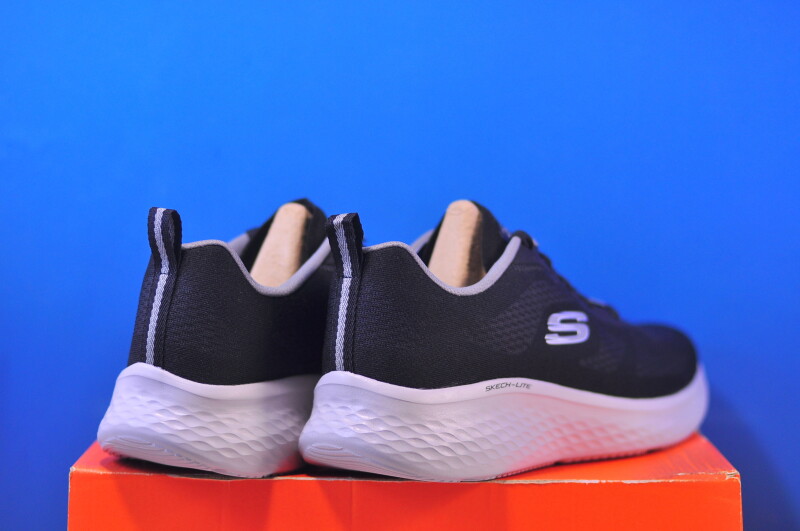 Кросівки Skechers Skech-Lite Pro 232861/BKGY - Зображення 2