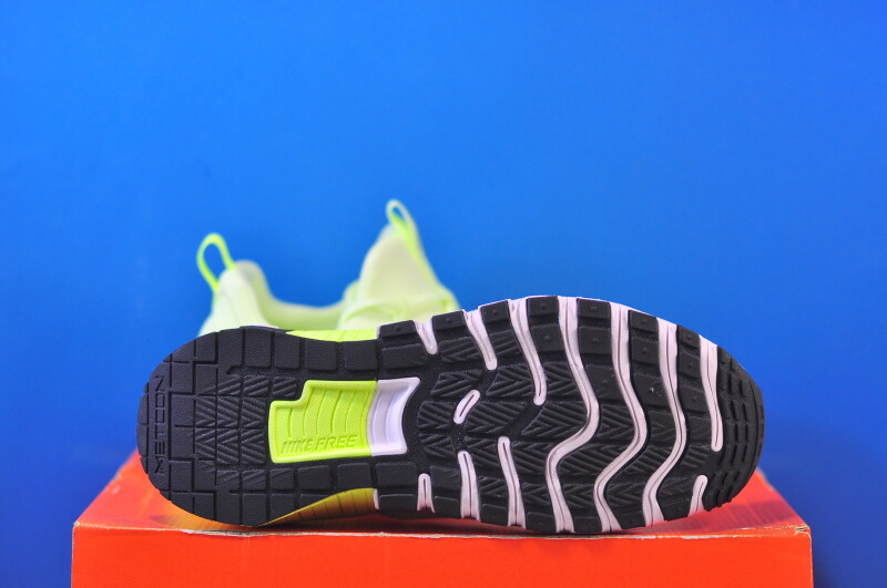 Кросівки Nike Free Metcon 6 Green FJ7127-701 - Зображення 4