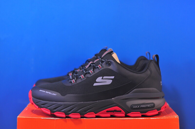 Кросівки Skechers Max Protect 237669/BKRD