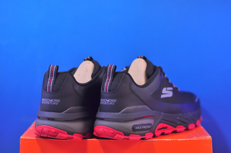 Кросівки Skechers Max Protect 237669/BKRD - Зображення 2