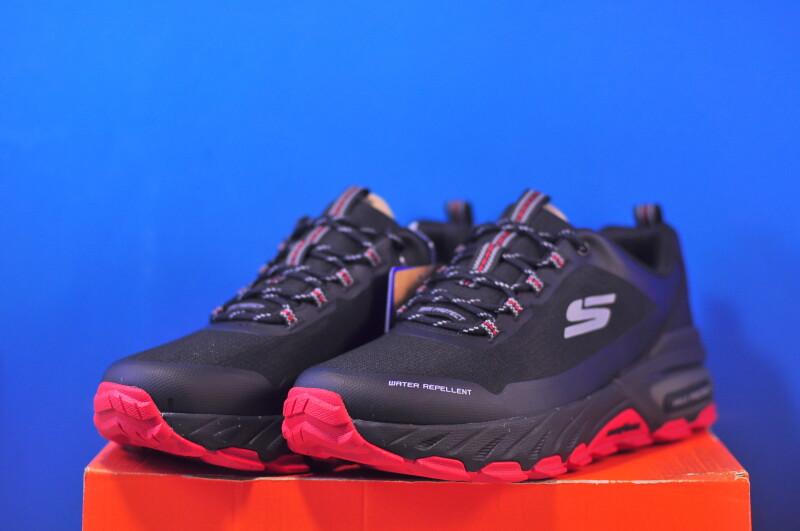 Кросівки Skechers Max Protect 237669/BKRD - Зображення 1
