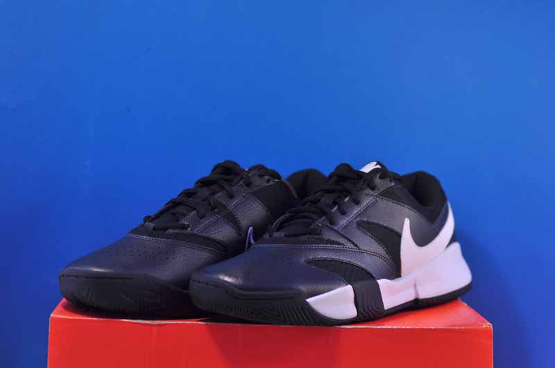 Тенісні кросівки Nike Court Lite 4 Black/White HC FD6574-001, 44 - Зображення 4
