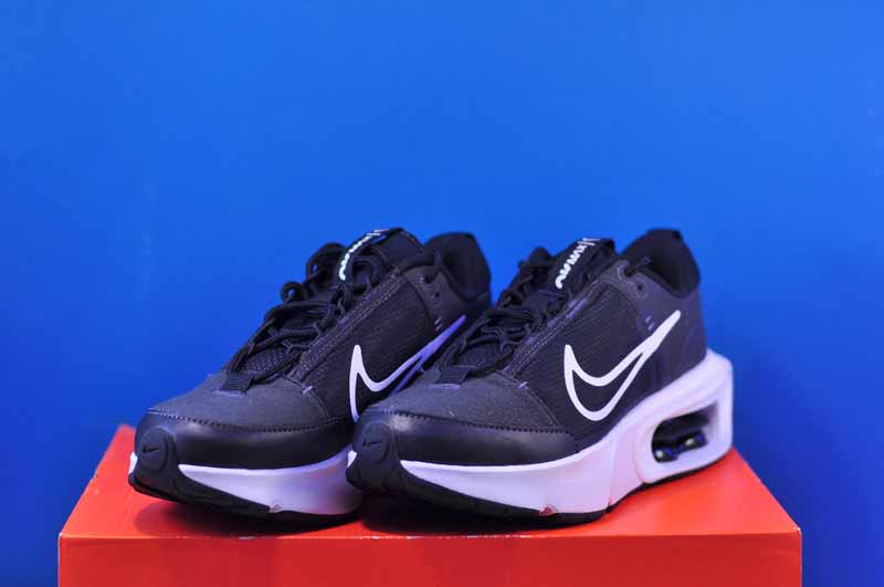 Кросівки Nike Air Max Intrlk - Зображення 1