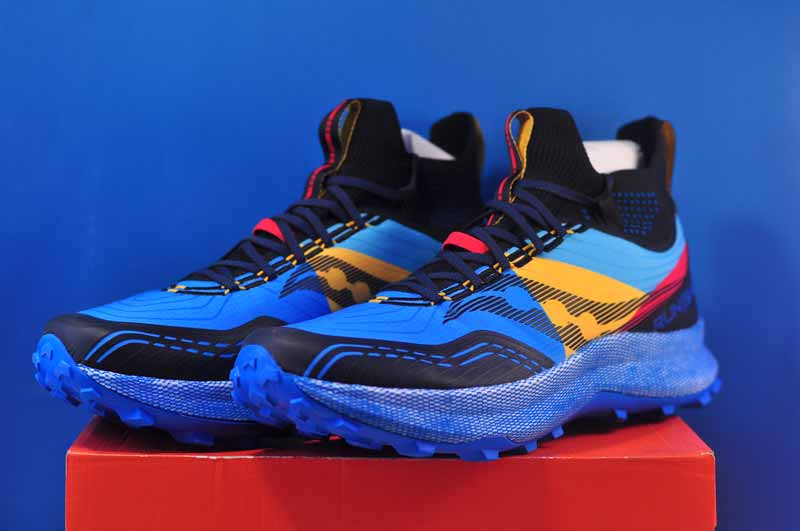 Кросівки Saucony Endorphin Trail Mid S20646-1 - Зображення 4