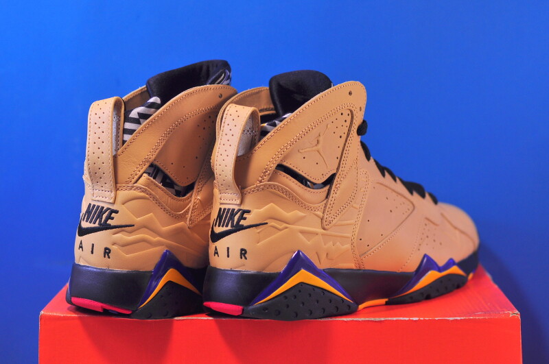 Кросівки Nike Air Jordan 7 Retro Brown DZ4729-200 - Зображення 2