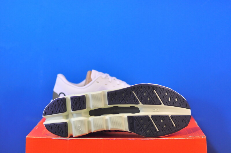 Кросівки On Cloudflow 5 "Ivory / Linen" 3MF10114852 - Зображення 4