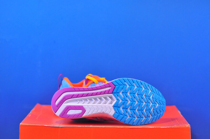 Кросівки Saucony Fastwitch 9 S19053-25 - Зображення 4
