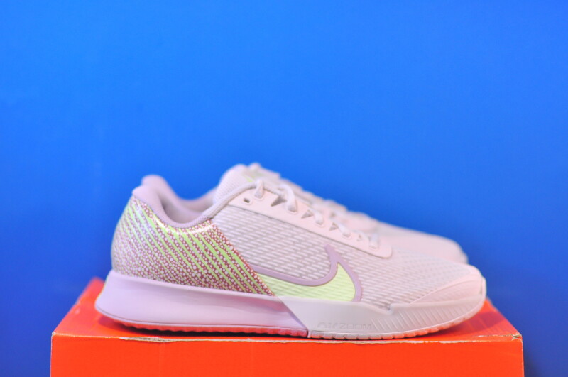 Тенісні кросівки Nike Air Zoom Vapor Pro 2 Premium FB7054-001 - Зображення 3