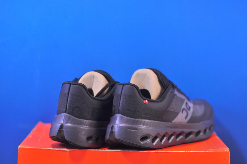 Кросівки On Cloudsurfer Next Wide 3WE30200106 - Зображення 2