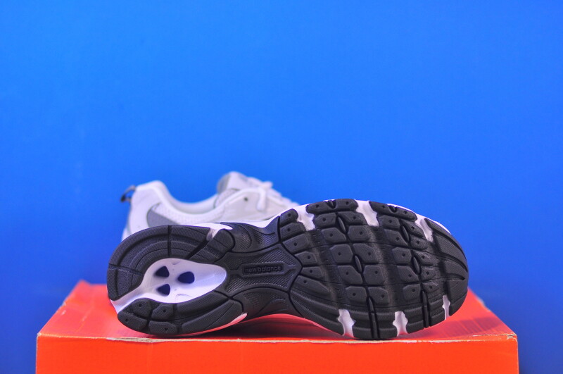 Кросівки New Balance 530 Grey GR530CB - Зображення 4