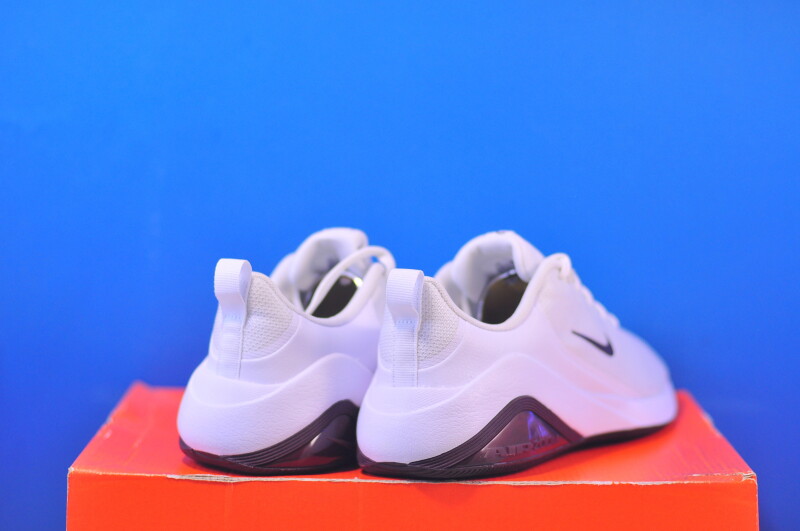 Кросівки Nike Bella 7 FZ1689-107 - Зображення 2