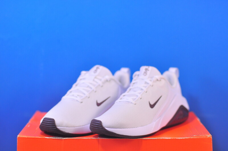 Кросівки Nike Bella 7 FZ1689-107 - Зображення 1
