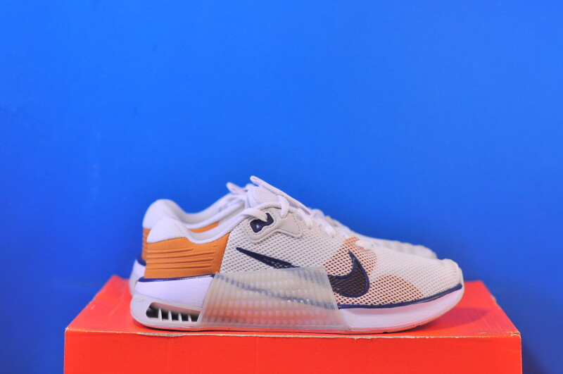 Кросівки Nike Metcon 9 AMP DZ2539-100 - Зображення 3