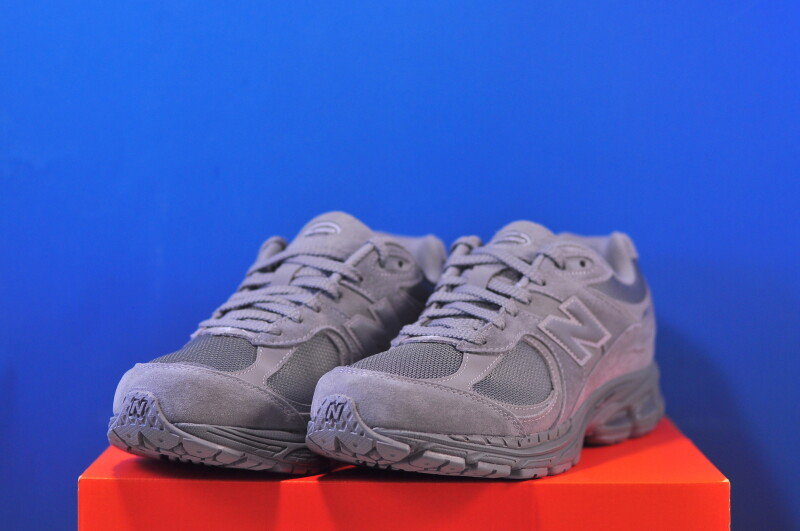 Кросівки New Balance 2002R Grey U20021O2 - Зображення 1