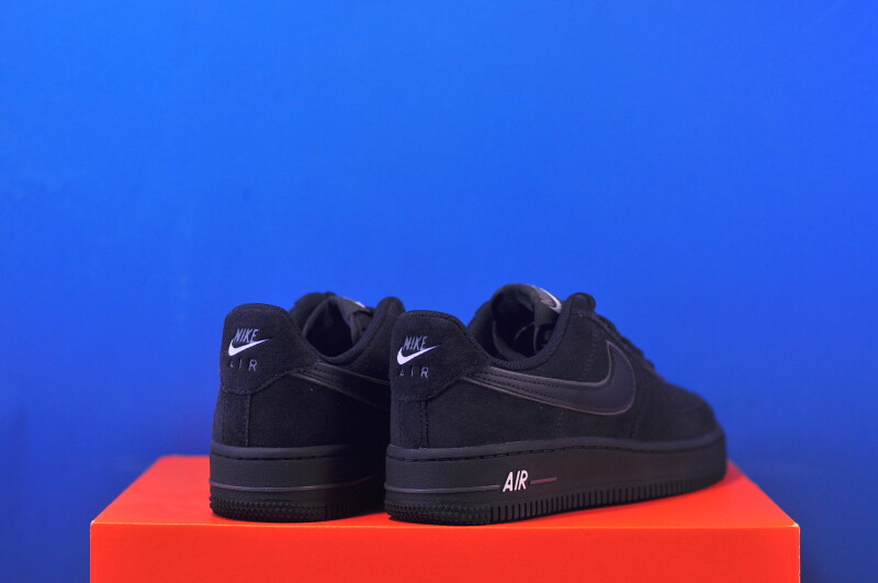 Кросівки Nike Air Force 1 07 Lv8 Black IQ0292-010 - Зображення 2