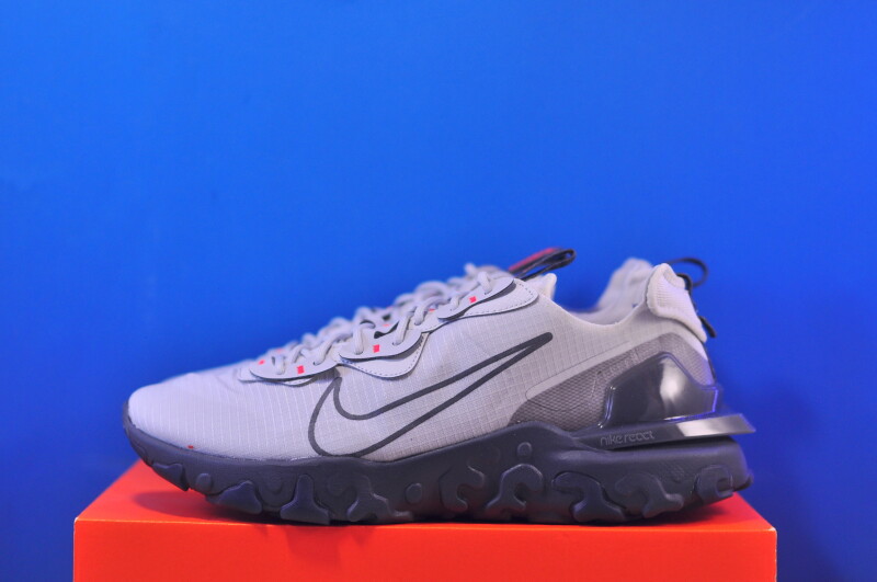 Кросівки Nike React Vision HQ3819-002