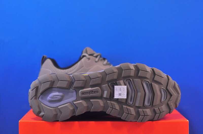 Кросівки Skechers MAX PROTECT-Irongaurd 237672/TPBK - Зображення 4