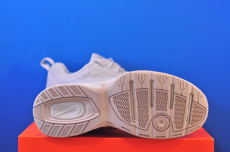 Кросівки Nike Air Monarch Iv Beige 415445-004 - Зображення 4