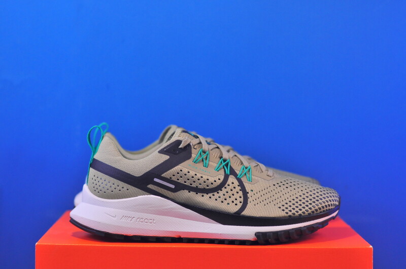 Кросівки Nike Pegasus Trail 4 Olive FJ4733-200 - Зображення 3
