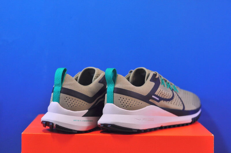 Кросівки Nike Pegasus Trail 4 Olive FJ4733-200 - Зображення 2