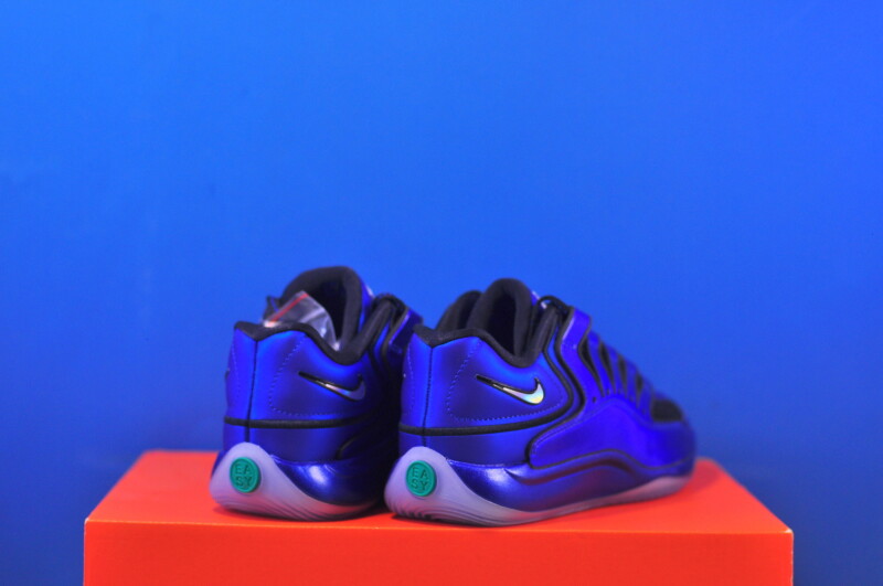 Кросівки Nike KD 18 IB6684-400 - Зображення 2