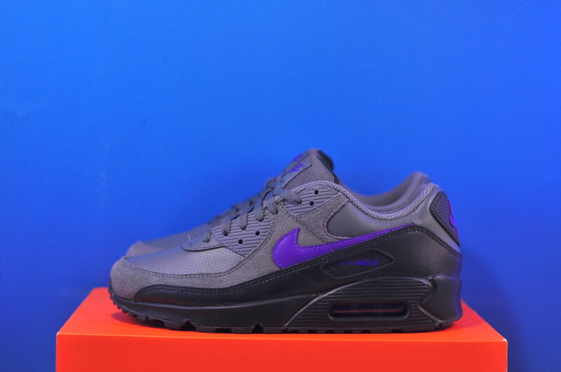 Кросівки Nike Air Max 90 Black/Grey IF0670-004