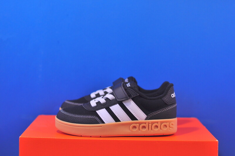 Кросівки Adidas Breakbase JR9779