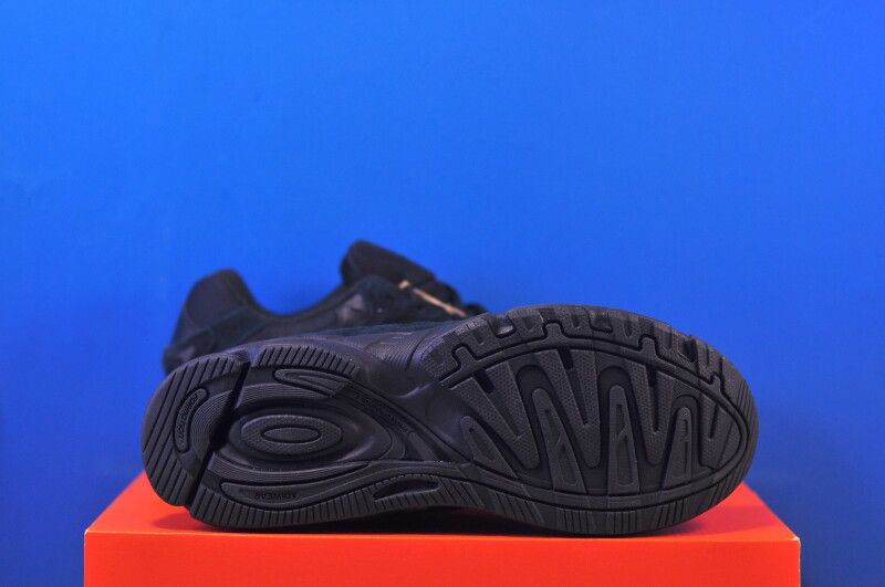 Кросівки Adidas Response CL ID8307 - Зображення 4