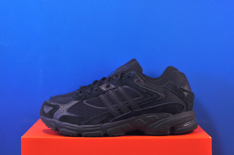Кросівки Adidas Response CL ID8307