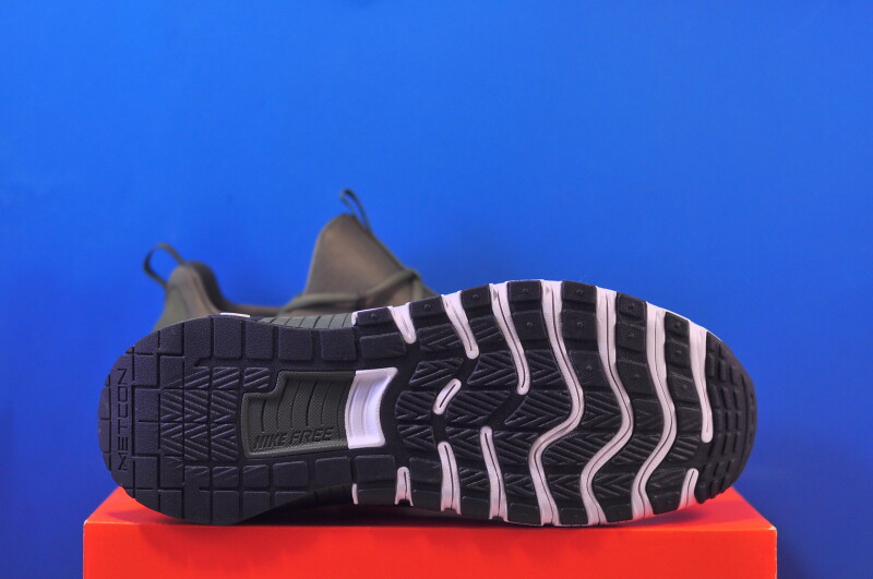 Кросівки Nike Free Metcon 6 FJ7127-202 - Зображення 4
