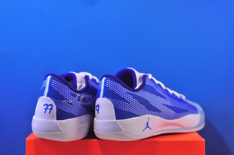 Кросівки Nike Jordan Luka 77 IF1610-102 - Зображення 2