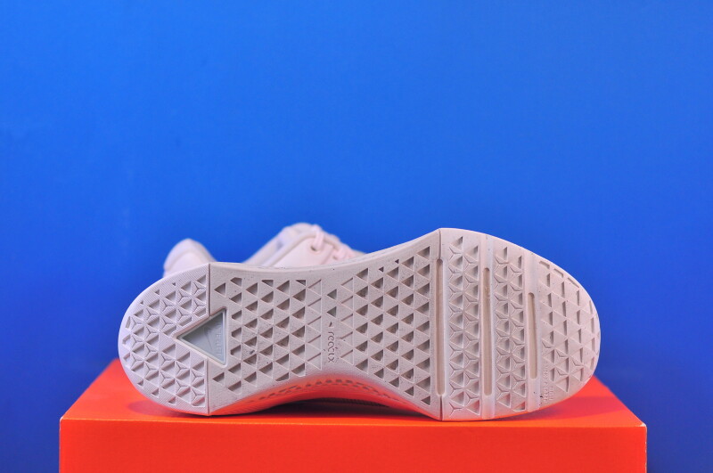 Кросівки Nike Metcon 10 IB6544-100 - Зображення 4