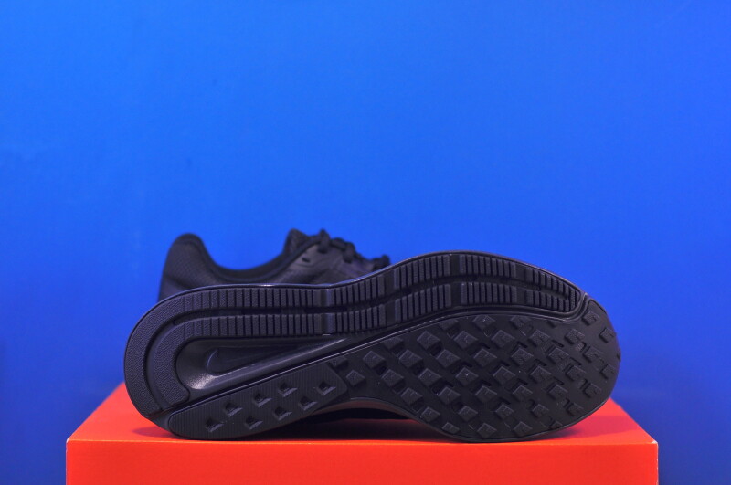 Кросівки Nike Run Swift 2 CU3517-002 - Зображення 4