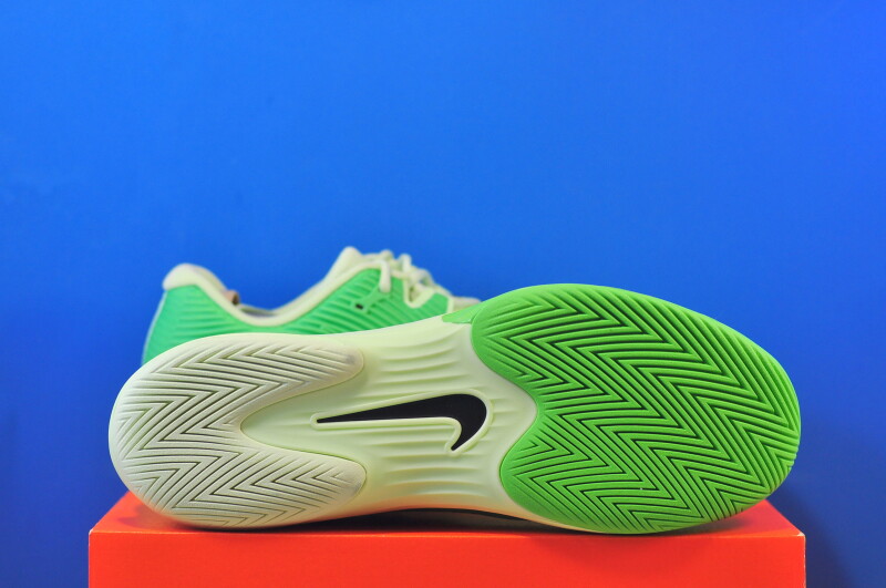 Кросівки Nike Vapor 12 IB6555-300 - Зображення 4