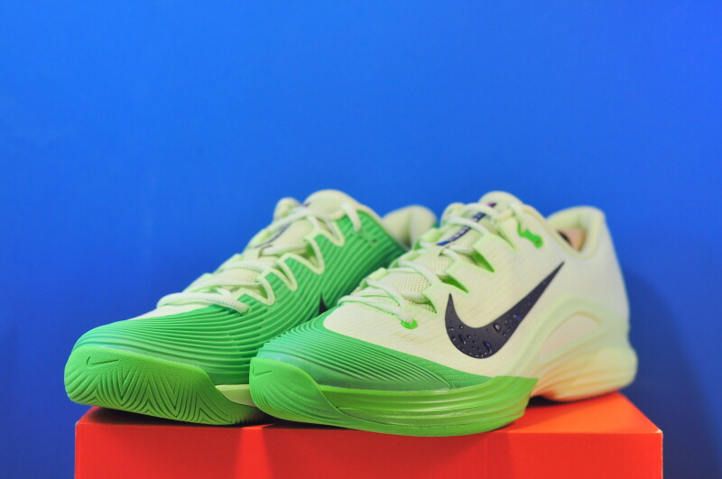 Кросівки Nike Vapor 12 IB6555-300 - Зображення 1