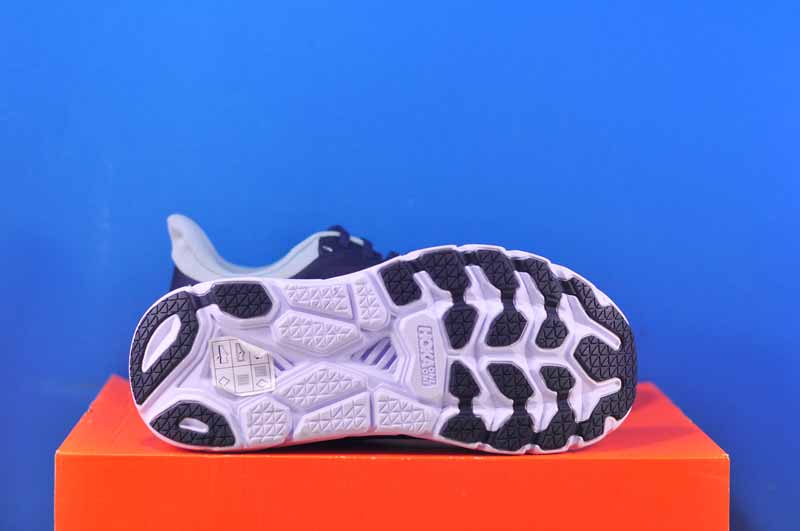 Кросівки Hoka One One Clifton 7 - Зображення 4