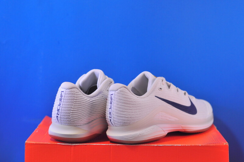 Кросівки Nike Court Air Zoom Vapor 12 HC - Зображення 2