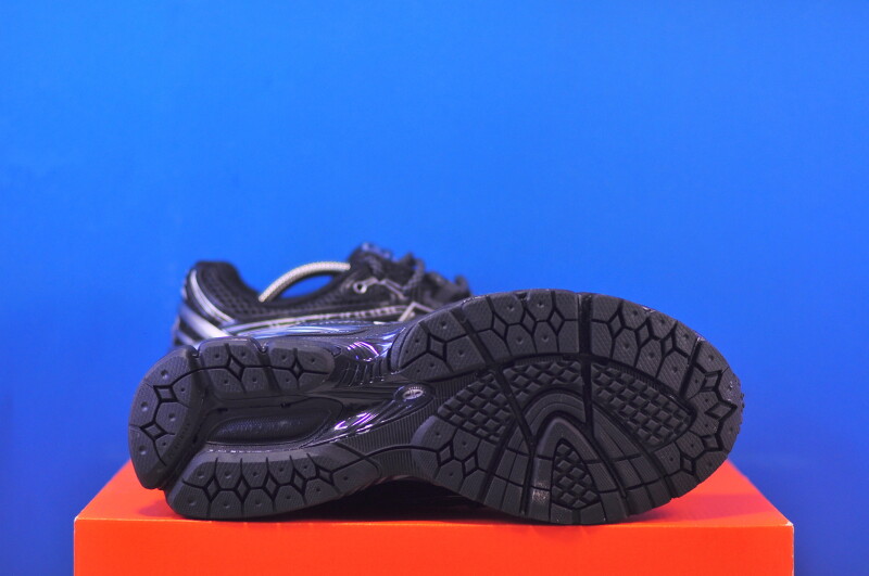 Кросівки New Balance 1906R U1906ROS - Зображення 4