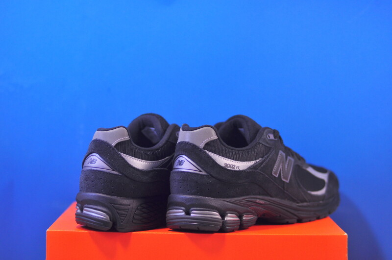 Кросівки New Balance 2002R Black U2002ROS - Зображення 2