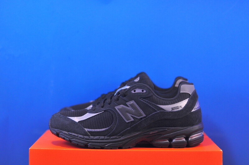 Кросівки New Balance 2002R Black U2002ROS