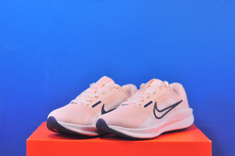 Кросівки Nike Downshifter 13 FD6476-800 - Зображення 1