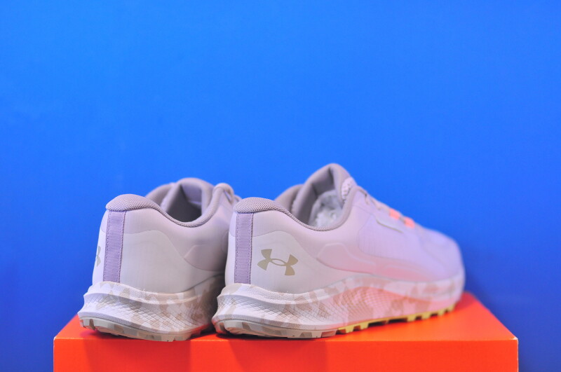 Кросівки Under Armour UA Charged Bandit TR 3 3028405-102 - Зображення 2