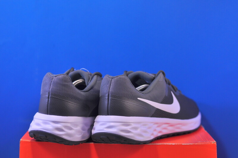 Кросівки Nike Revolution 6 NN DC3728-004 - Зображення 2