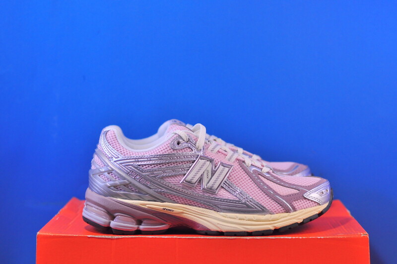 Кросівки New Balance 1906R U1906RNF - Зображення 3
