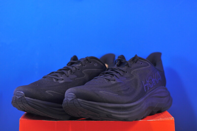 Кросівки HOKA Clifton 10 X-Wide 1162051 BBLC - Зображення 1