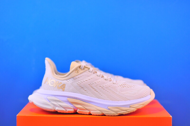 Кросівки Hoka One One Clifton Edge 1110511 AMBG - Зображення 3