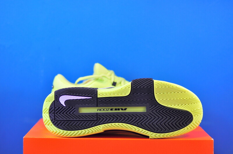 Кросівки Nike Zoom GP Challenge 1 HC Hard Court Tennis Shoes IQ5175-001 - Зображення 4