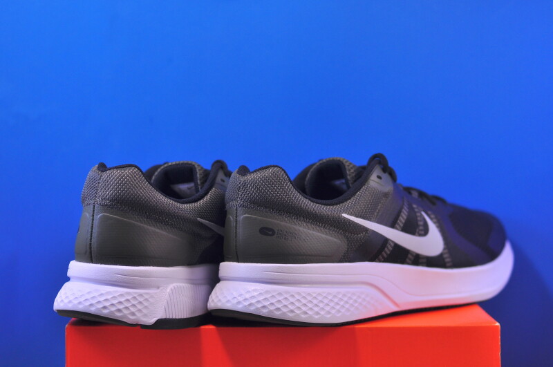 Кросівки Nike Run Swift 2 CU3517-007 - Зображення 2