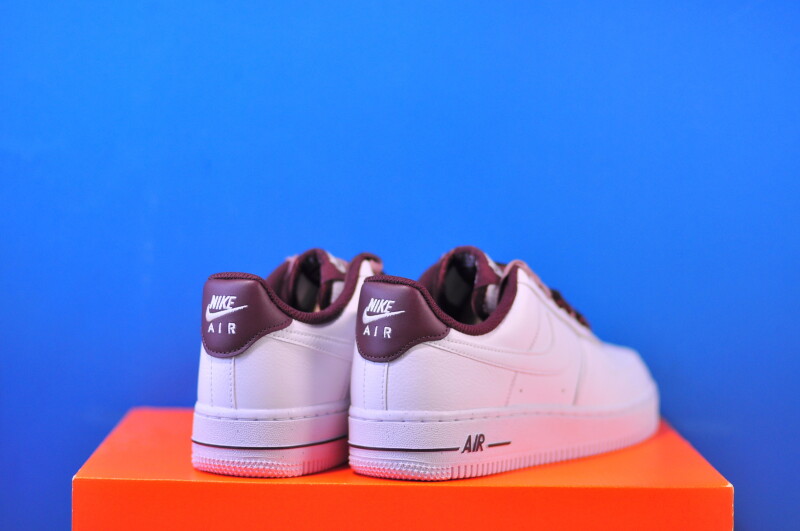 Кросівки Nike Air Force 1 07 HV4403-600 - Зображення 2